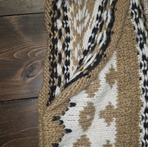 Cocogio fair isle fringe cardigan - Picture 4 of 6